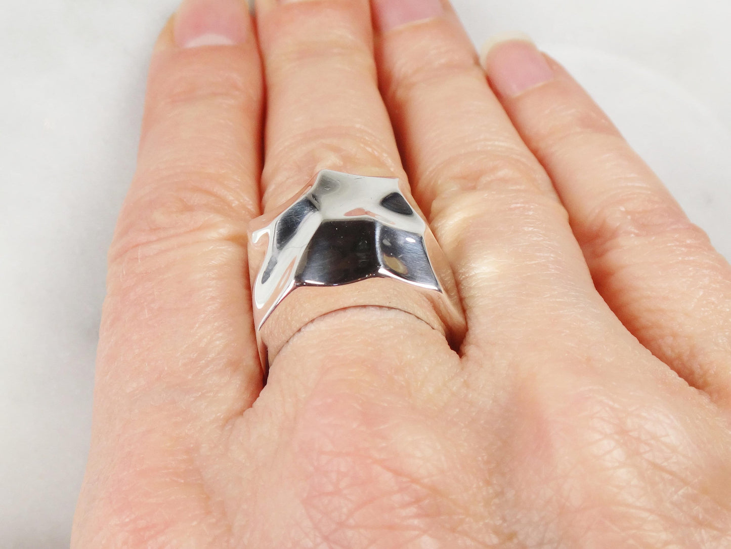 Vintage Hammered Sterling Silver Ring - Wide Band Statement Ring Size 6