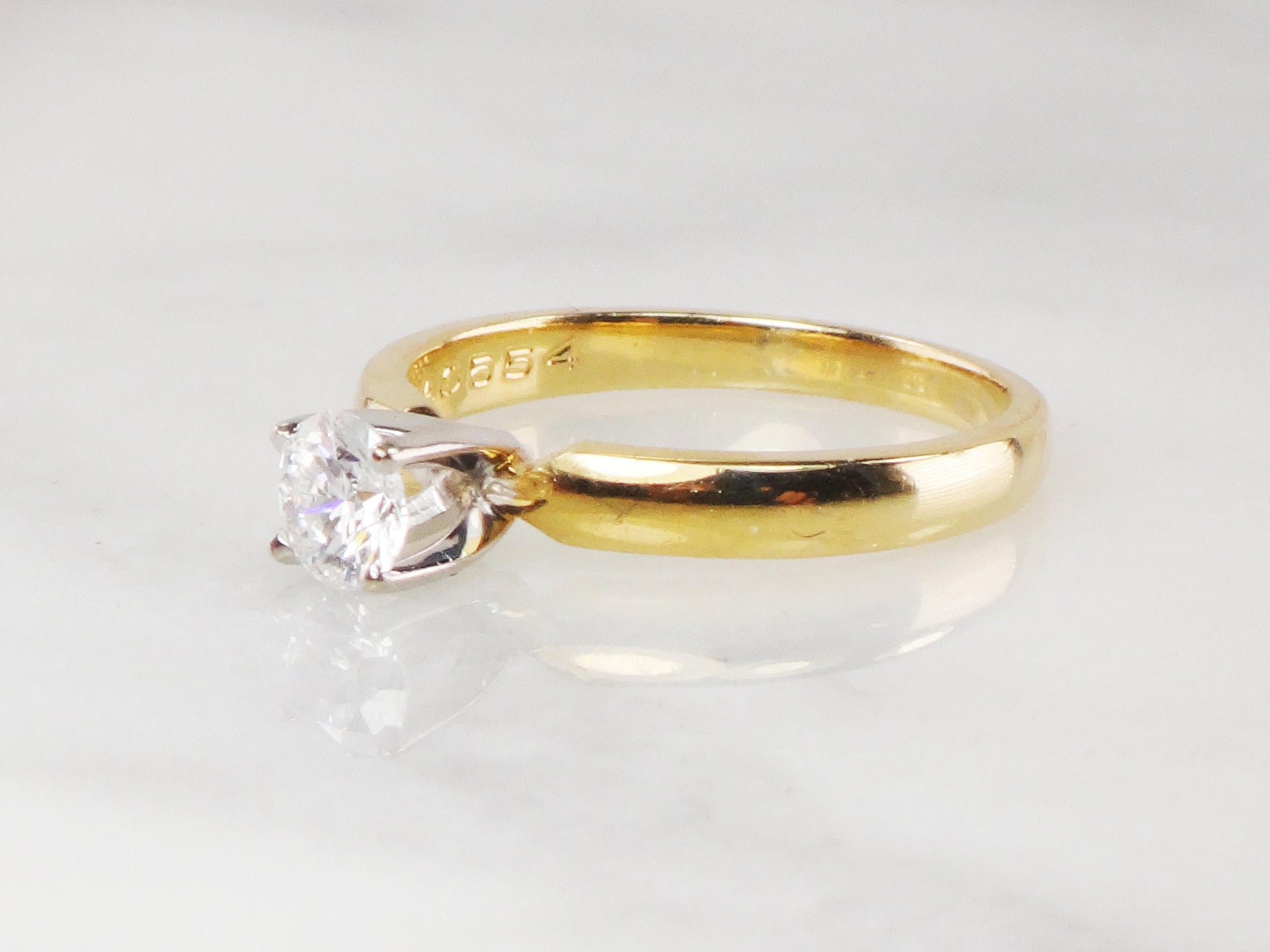 Vintage 14k Yellow Gold Round Natural Diamond Solitaire Engagement Ring High Quality Diamond
