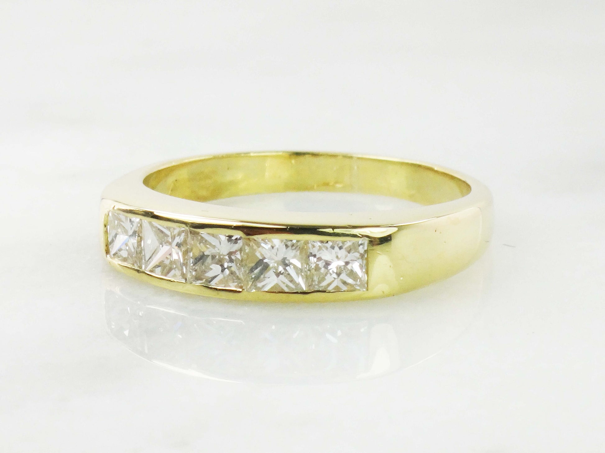 Vintage 18k Yellow Gold Princess Cut Diamond Wedding Band Ring