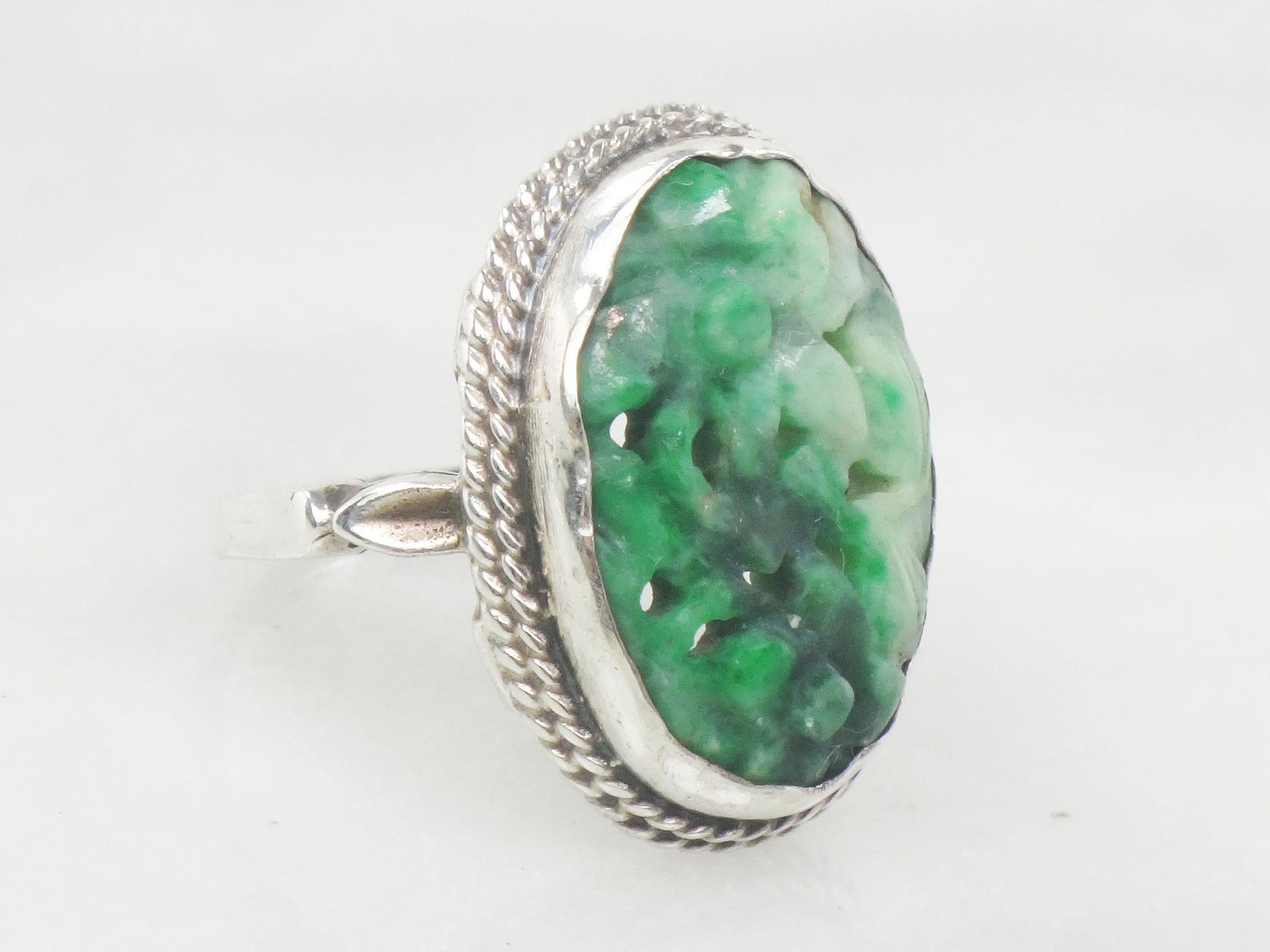 Vintage Carved Jade Ring: Sterling Silver Floral Jadeite, Size 5 3/4