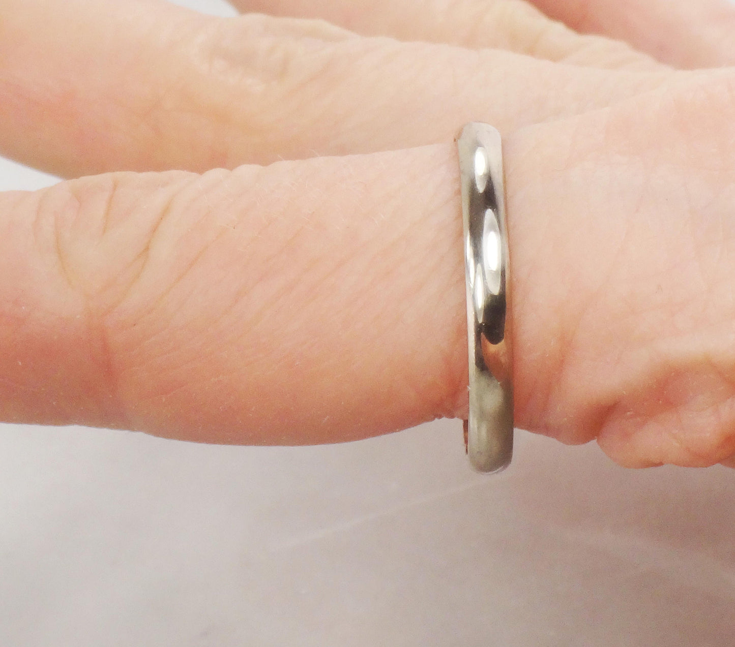 Vintage Thin 18k White Gold Wedding Band, 3 MM Stacking Ring, Size 11.25