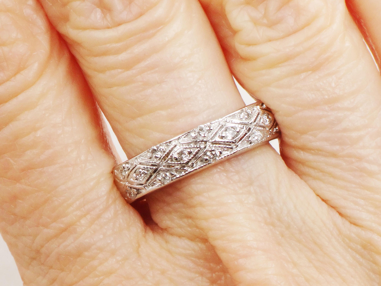 Vintage 14k White Gold Natural Diamond Wedding Band, Approx .35 CT TDW Size 6.25