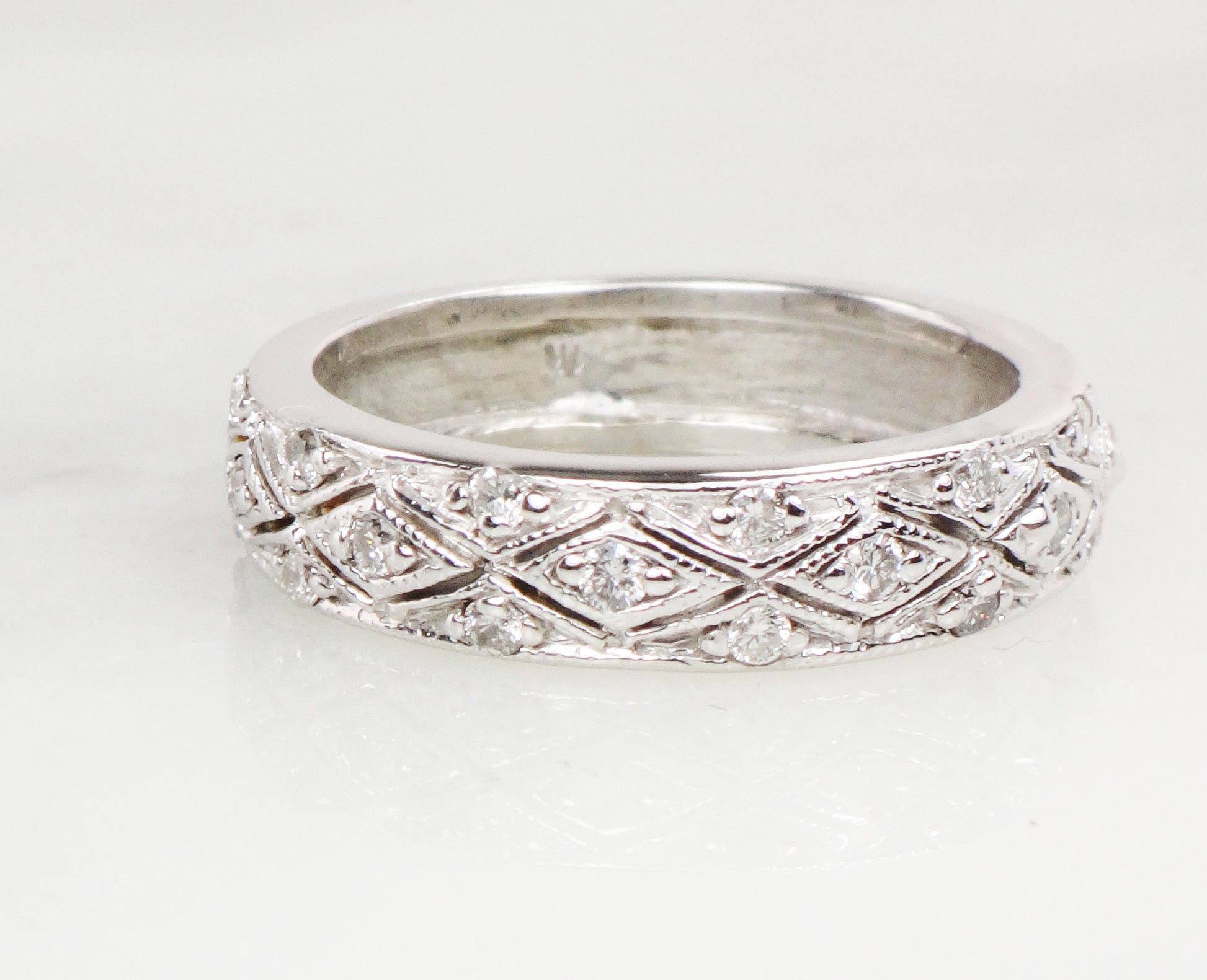 Vintage 14k White Gold Natural Diamond Wedding Band, Approx .35 CT TDW Size 6.25