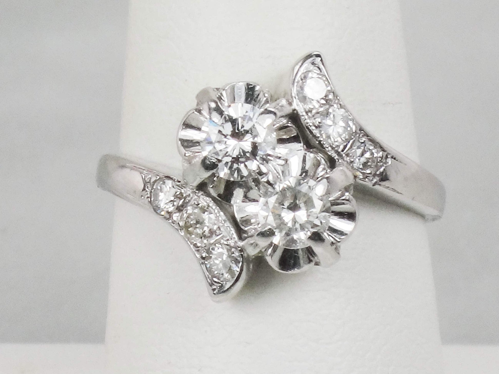 Vintage 14k White Gold Toi et Moi Diamond Ring (.70 Carat TDW)