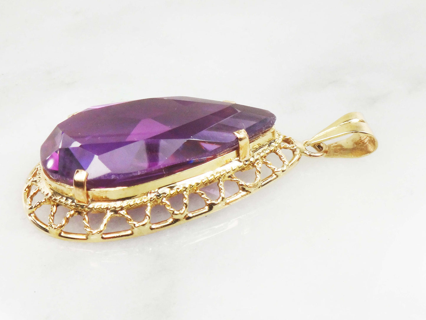 Vintage Large 14k Yellow Gold Pear Shaped Purple Sapphire Pendant - 20 Carats Sapphire