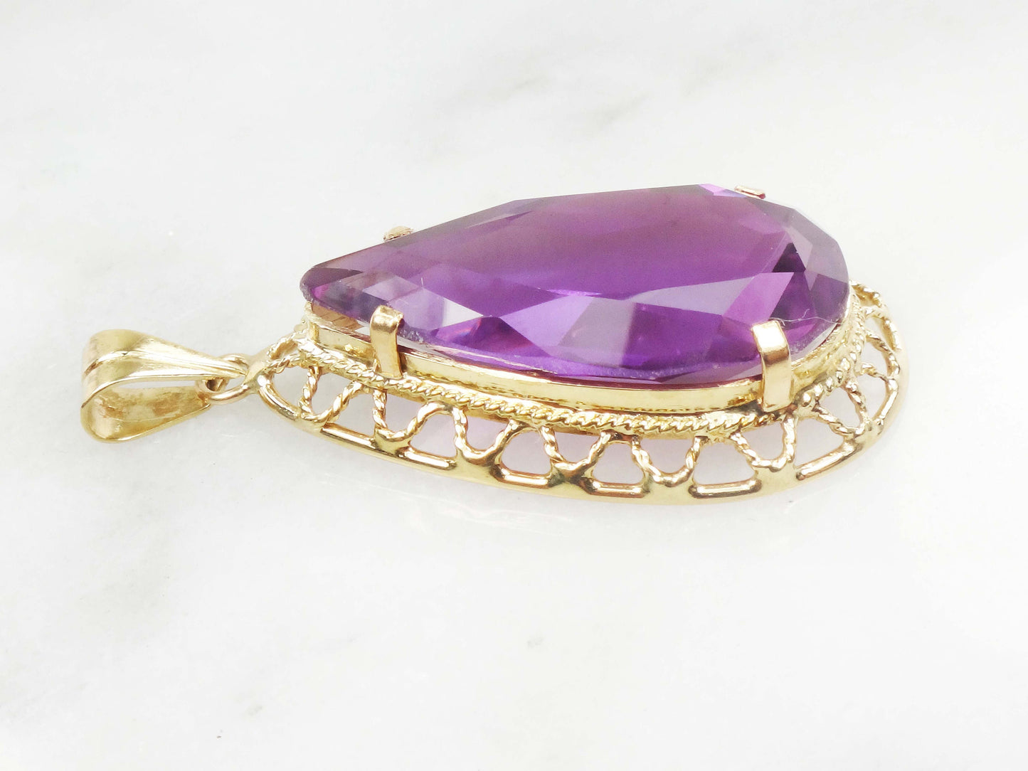 Vintage Large 14k Yellow Gold Pear Shaped Purple Sapphire Pendant - 20 Carats Sapphire