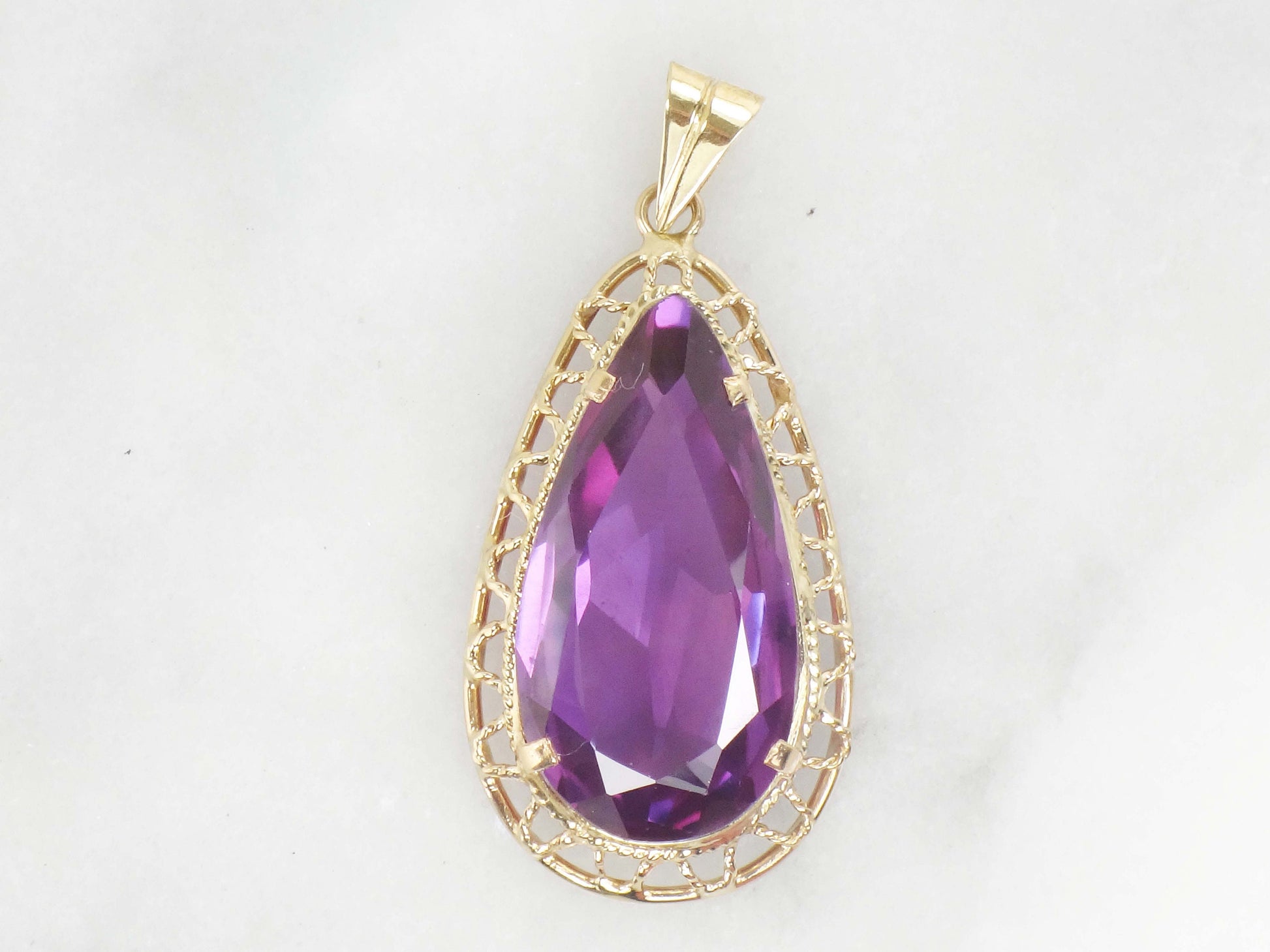 Vintage Large 14k Yellow Gold Pear Shaped Purple Sapphire Pendant - 20 Carats Sapphire