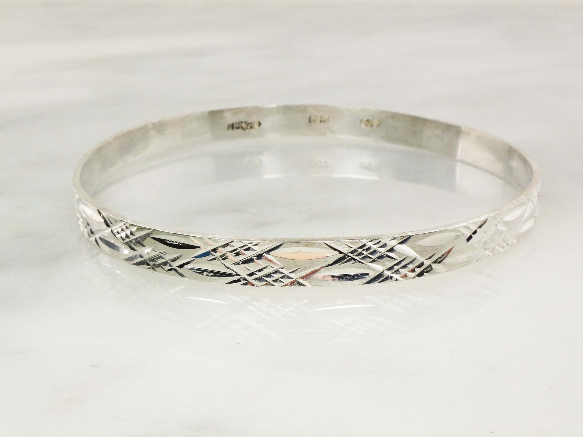 Vintage Sterling Silver Diamond Cut Bangle - Mexico 925 Large Sterling Slip On Bracelet