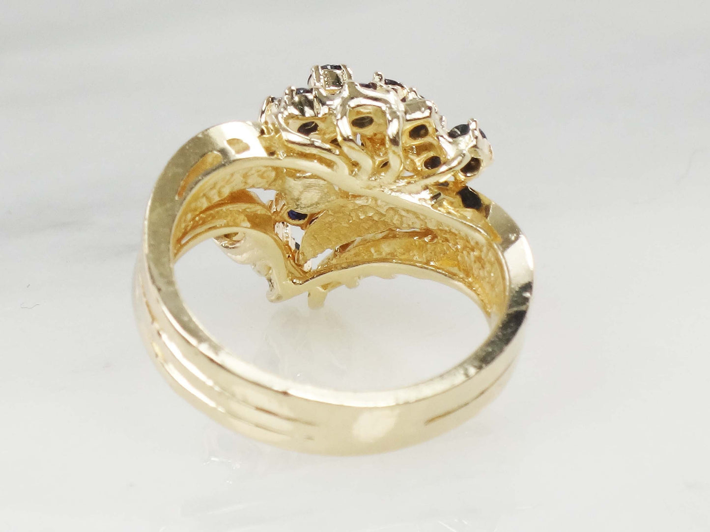 Vintage 14k Yellow Gold Sapphire Cluster Ring - Size 5.75