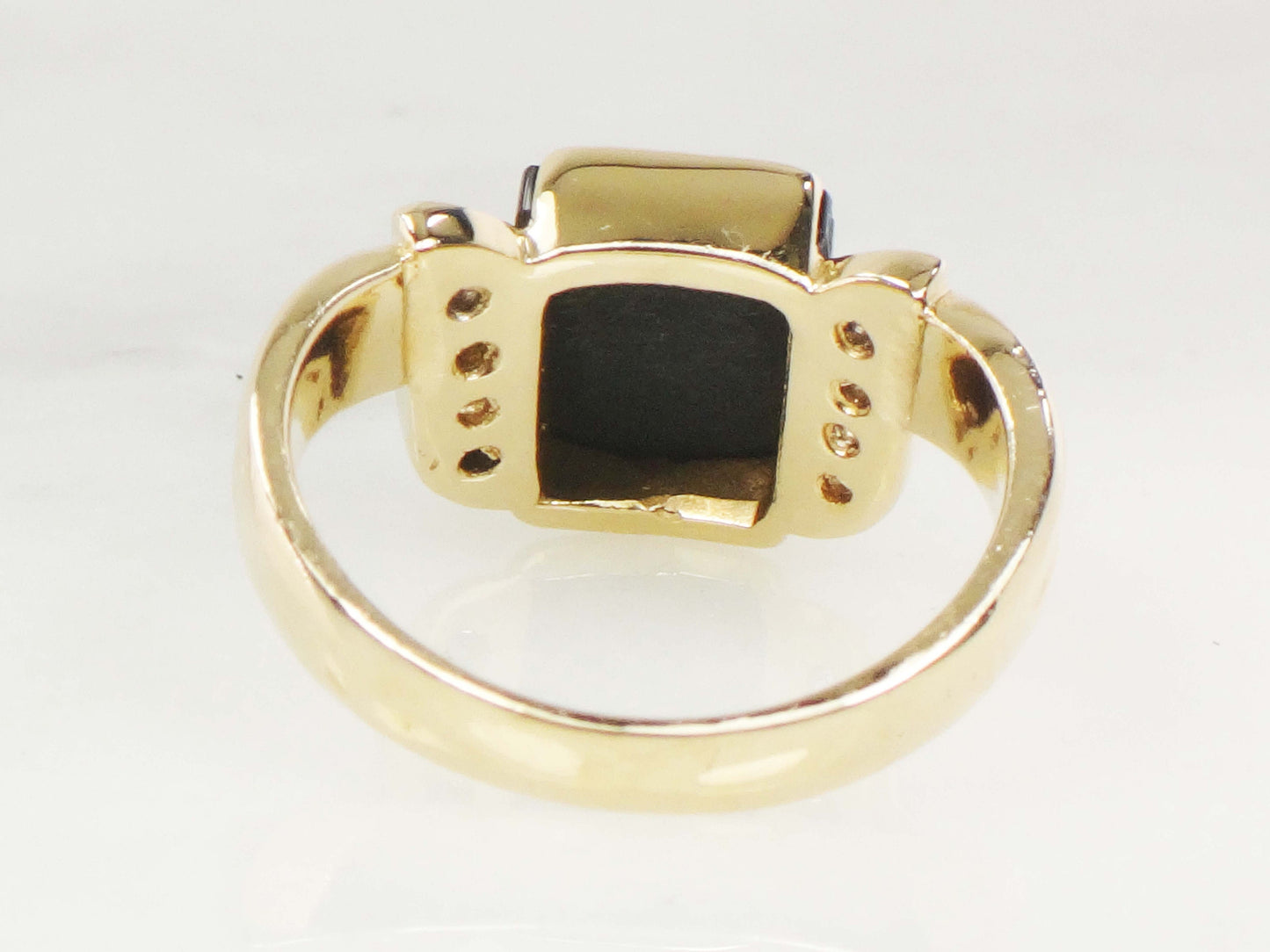 Vintage 14k Yellow Gold Black Onyx Diamond Ring - Size 6.5