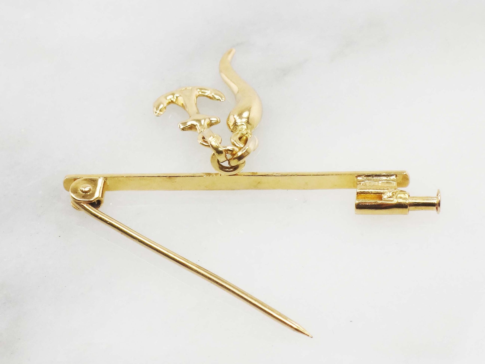 Vintage 18k Gold Baby Pin: Anchor & Italian Horn Charms