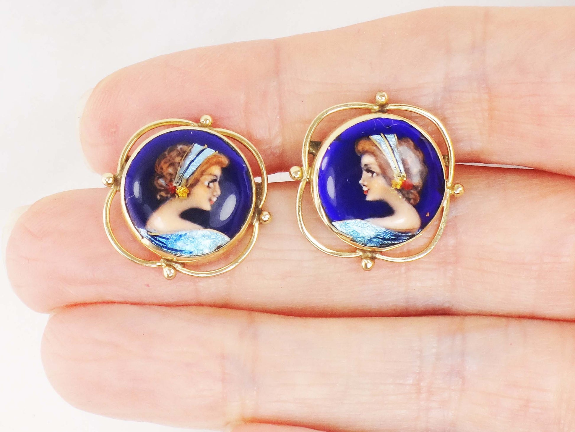 Vintage 14k French Painted Portrait Stud Earrings