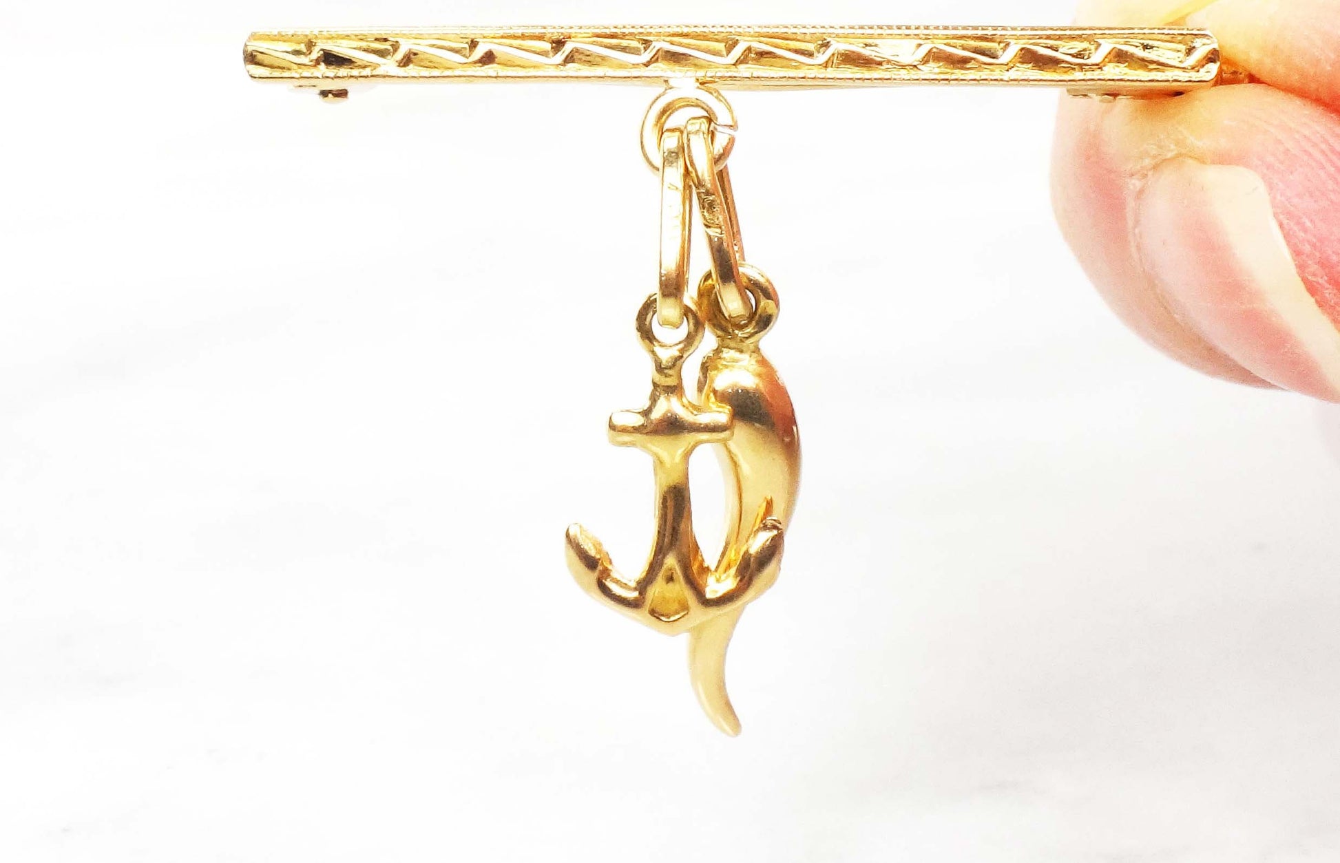 Vintage 18k Gold Baby Pin: Anchor & Italian Horn Charms