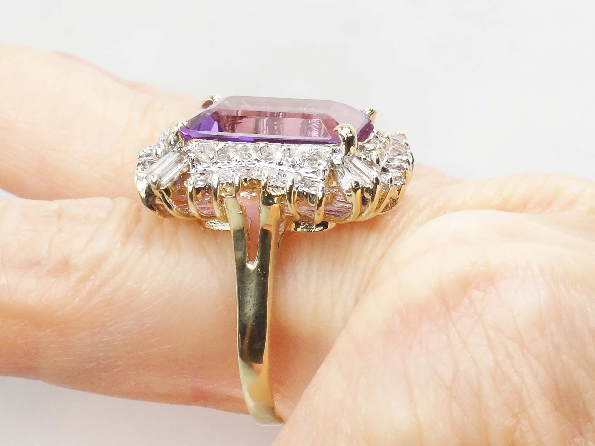 Vintage Large 14k Gold Amethyst Ring with Diamonds, 10 CT Natural Amethyst Statement Ring 1.5 CT Diamonds