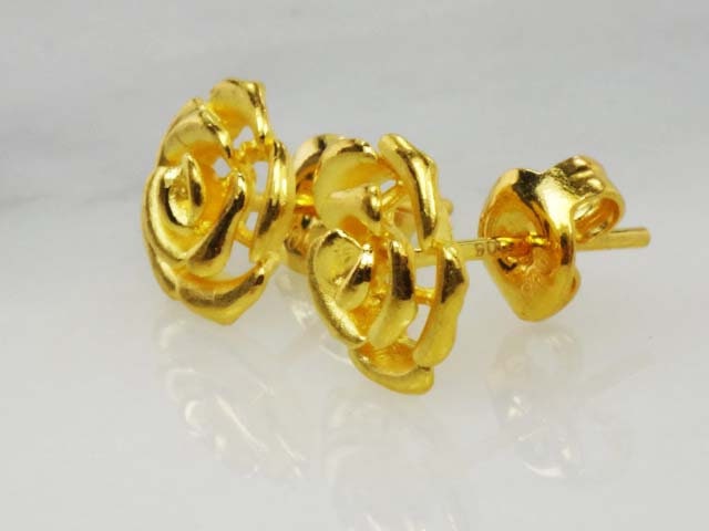 Vintage Yellow Gold Flower Stud Earrings, 21.6k 900 Gold Rose Stud Earrings