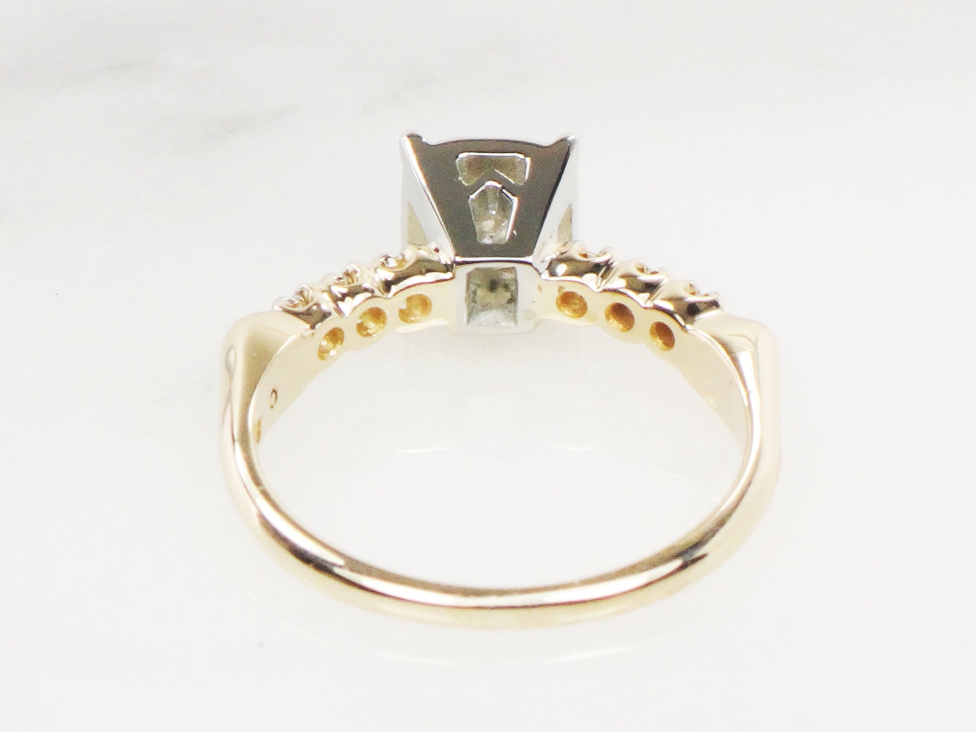 Vintage 14k Gold Diamond Engagement Ring: Transitional European Cut, Size 6.5