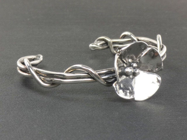 Vintage Sterling Silver Floral Cuff Bracelet Signed Dogwood Flower Twist Bracelet