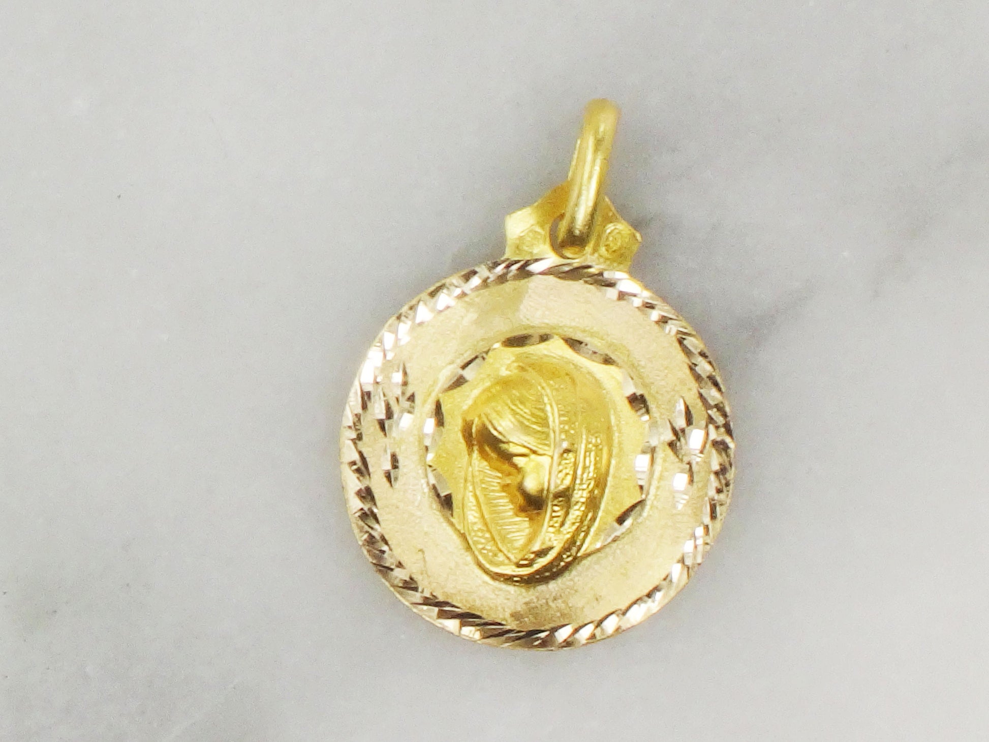 Vintage 18k Yellow Gold Virgin Mary Medal - Religious Charm