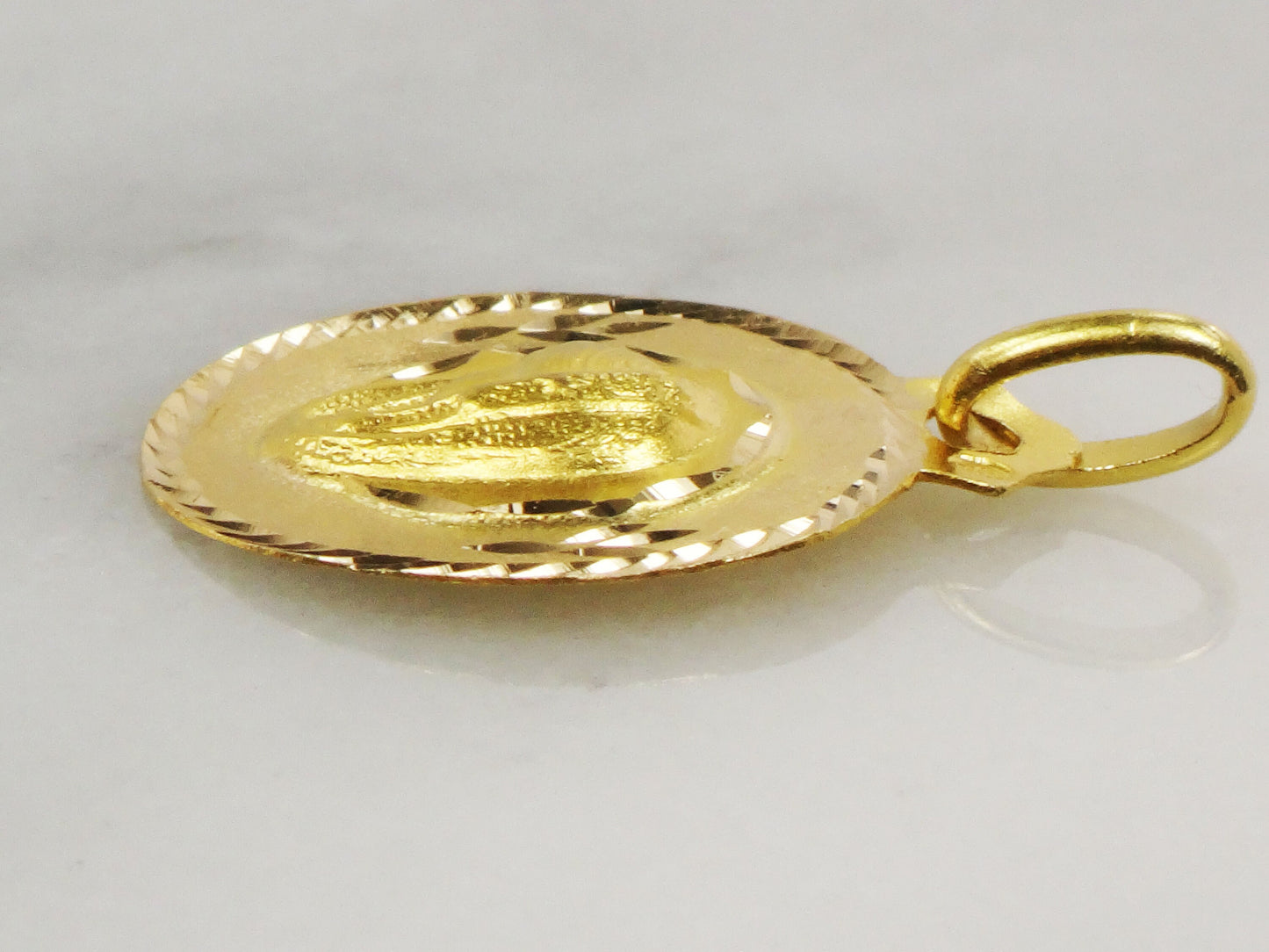 Vintage 18k Yellow Gold Virgin Mary Medal - Religious Charm