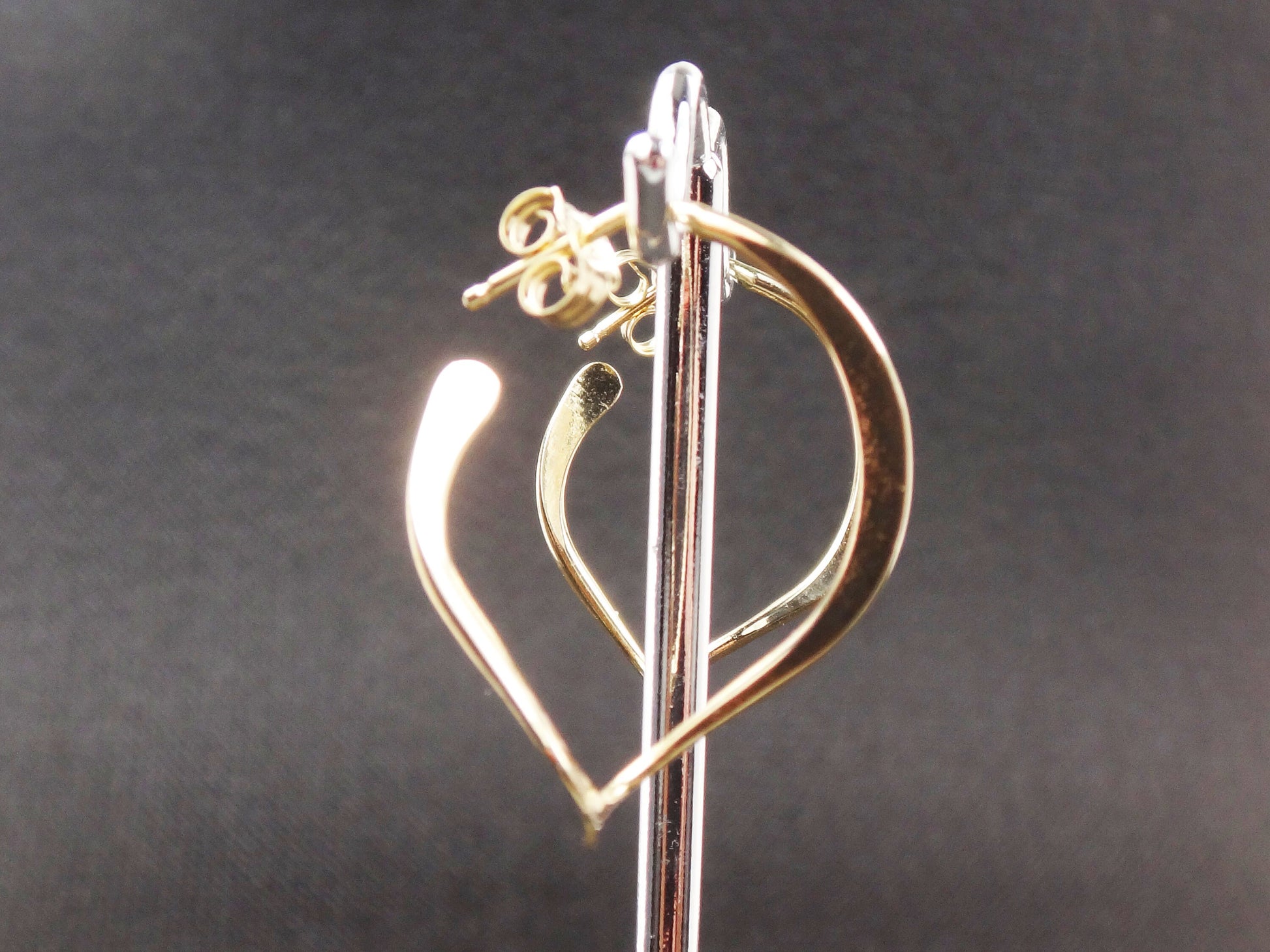 Vintage 14k Gold Hoop Earrings Yellow Gold Twist Earrings Flat Gold Hoop Earrings 14k Polished Hoops