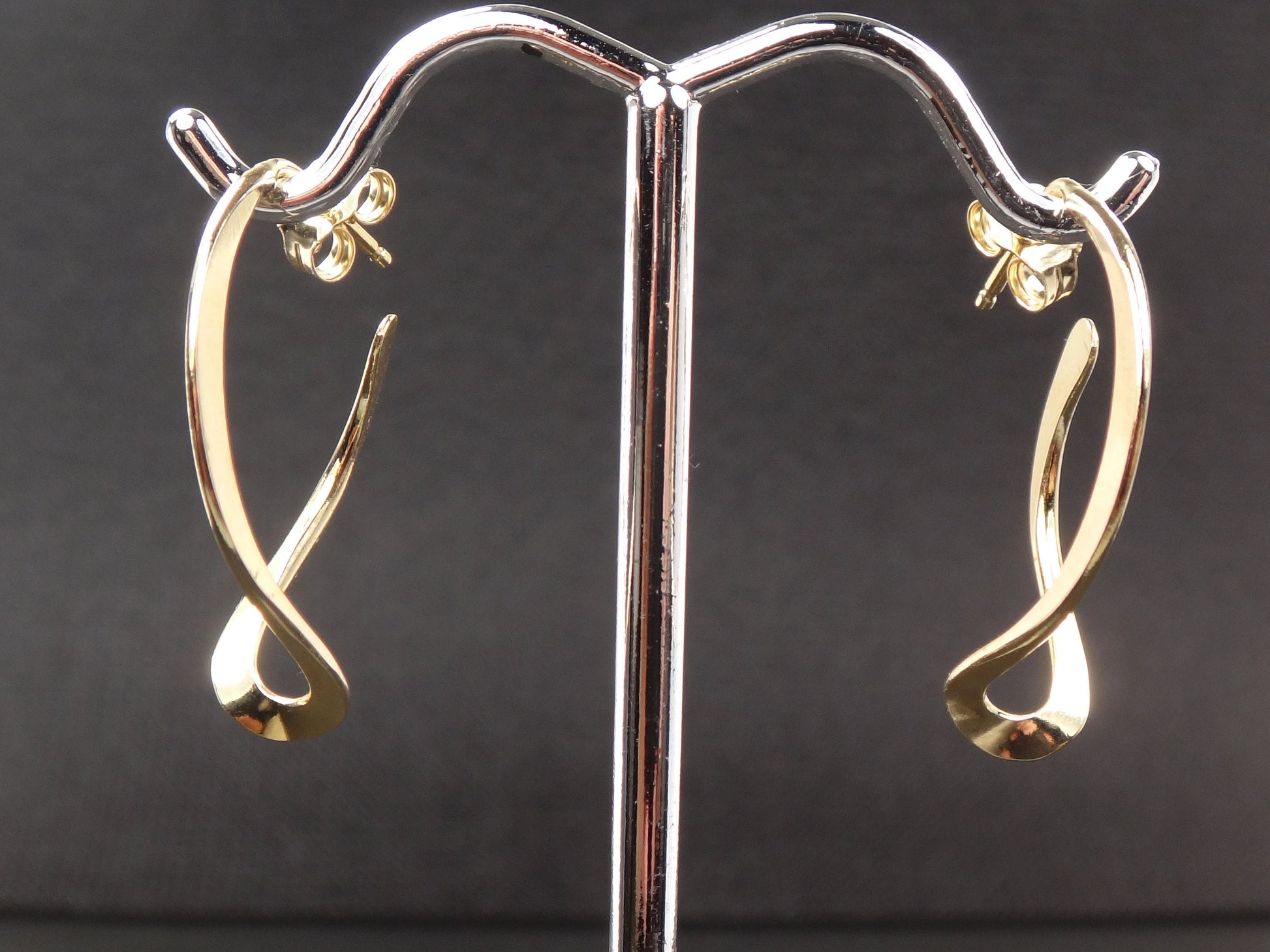 Vintage 14k Gold Hoop Earrings Yellow Gold Twist Earrings Flat Gold Hoop Earrings 14k Polished Hoops