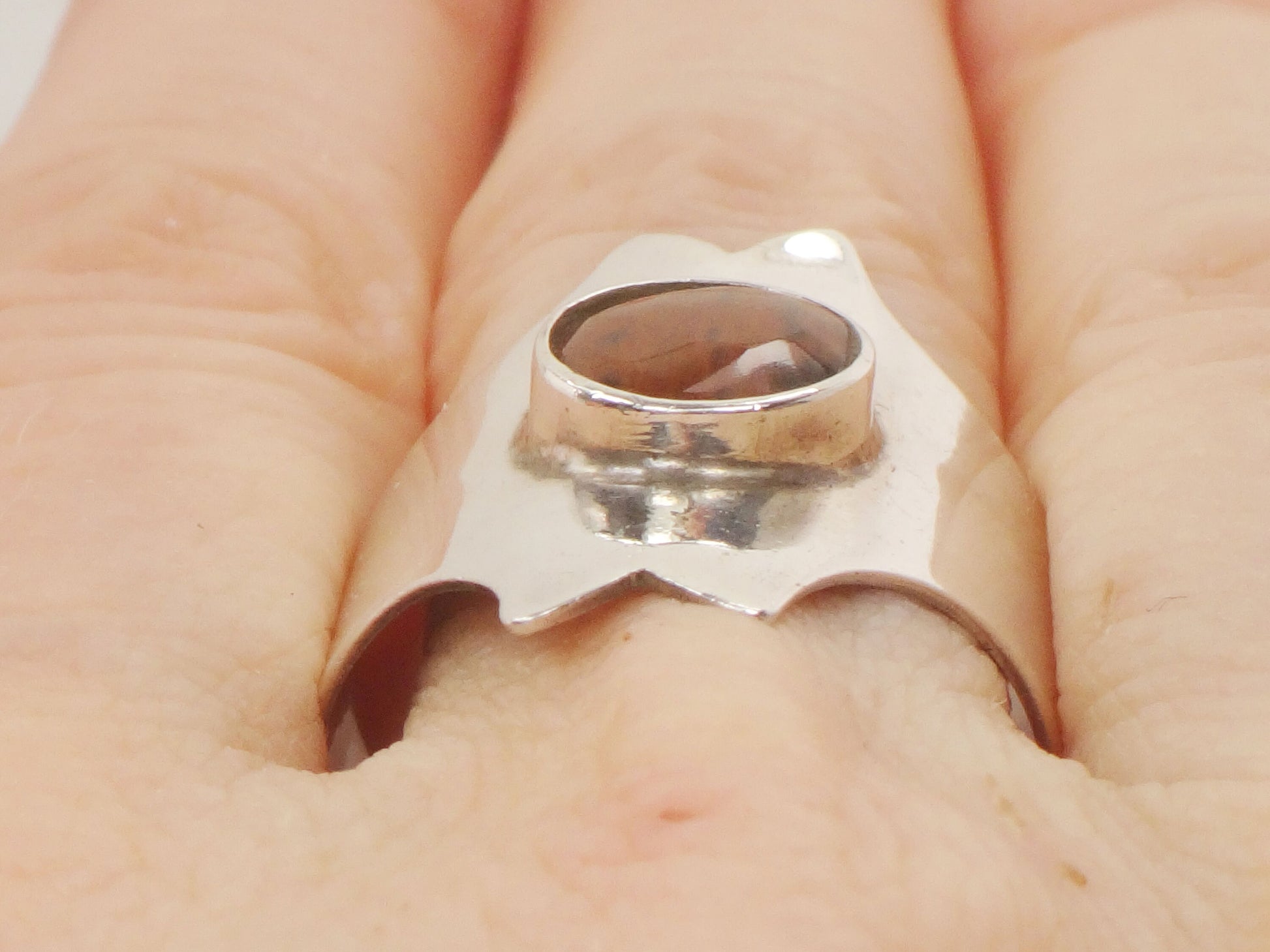 Modernist Wide Silver Brown Stone Ring Spiny Oyster ? 950 Silver Ring Size 9 1/2