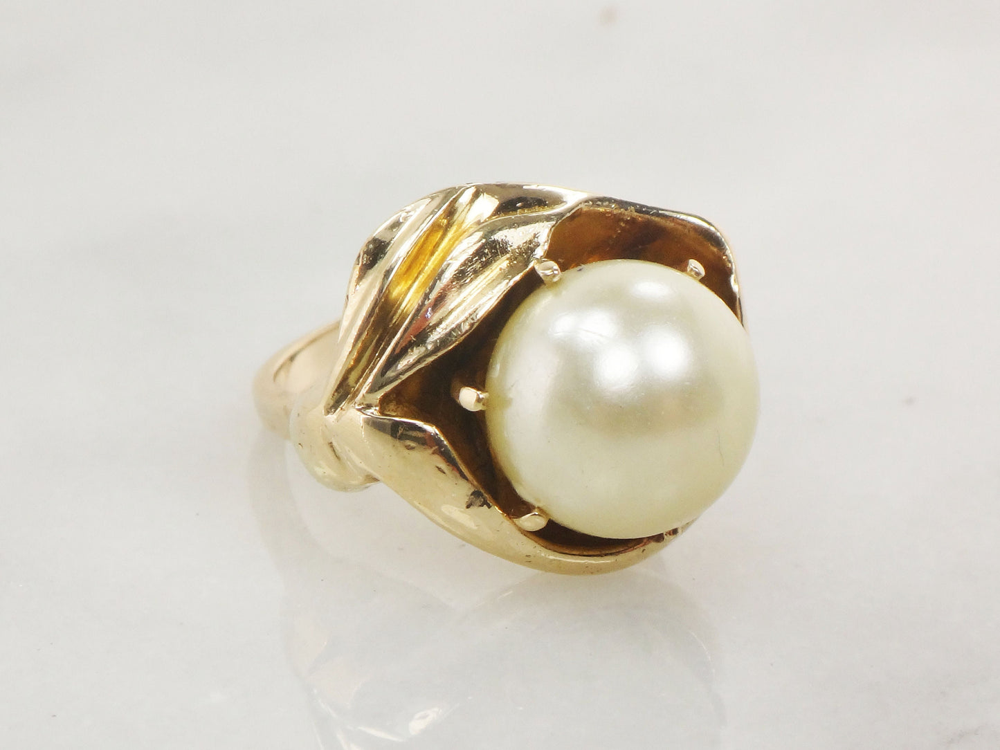Vintage Yellow Gold Cultured Pearl Ring: Floral Bridal Jewelry, 9.8 MM, Size 5