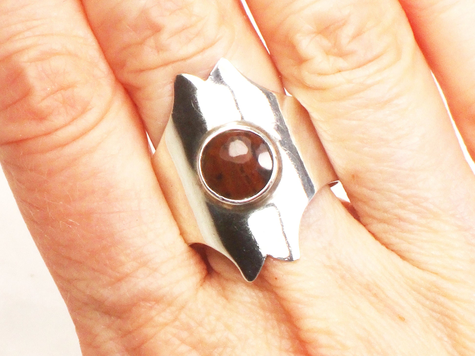 Modernist Wide Silver Brown Stone Ring Spiny Oyster ? 950 Silver Ring Size 9 1/2
