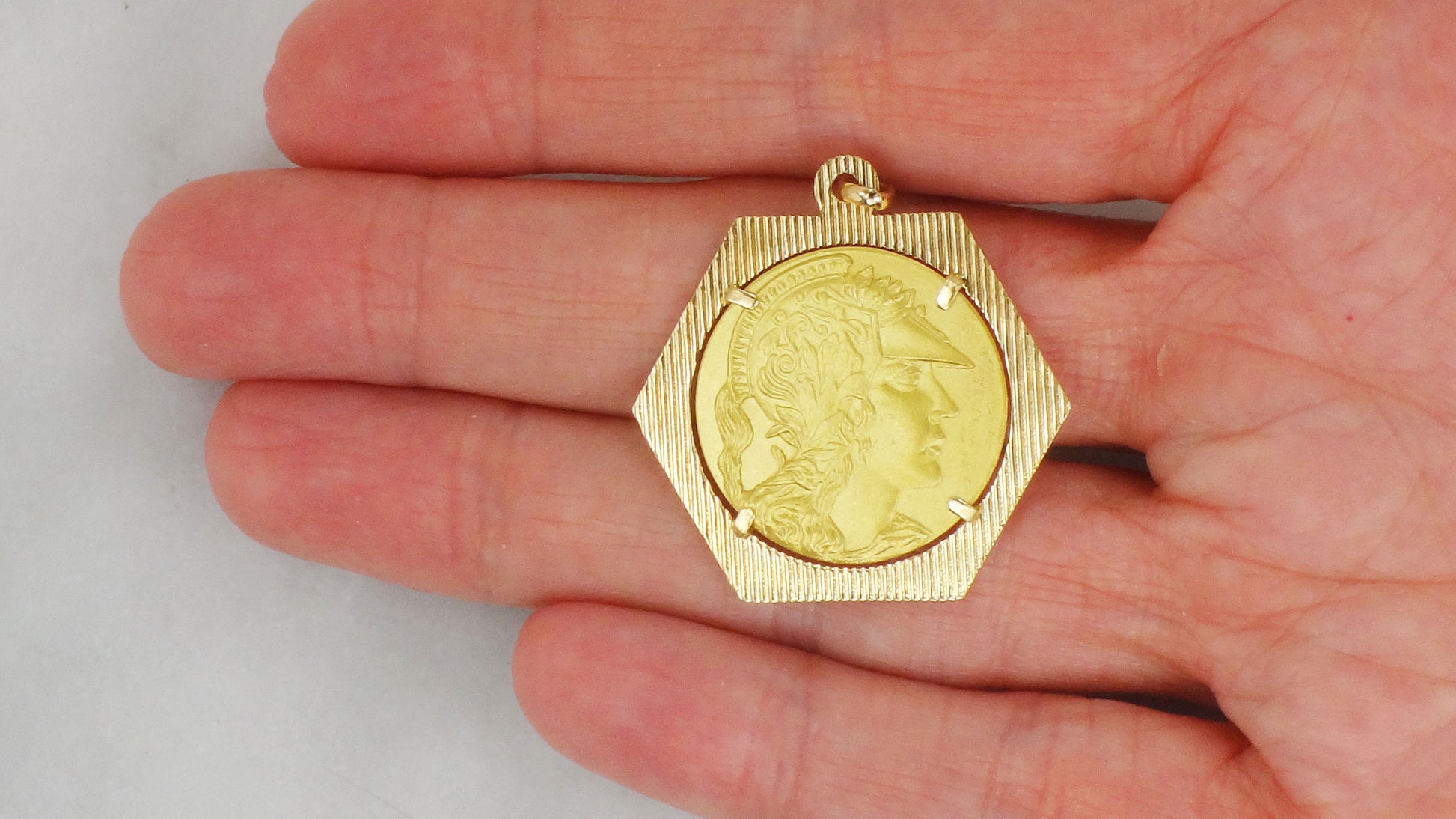 Vintage 18k Gold Minerva Pendant: Italian Roman Goddess Charm