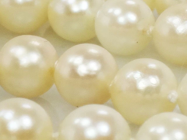 Vintage Saltwater Pearl Choker: 14k Gold Clasp, 7mm Pearls, 15.5"