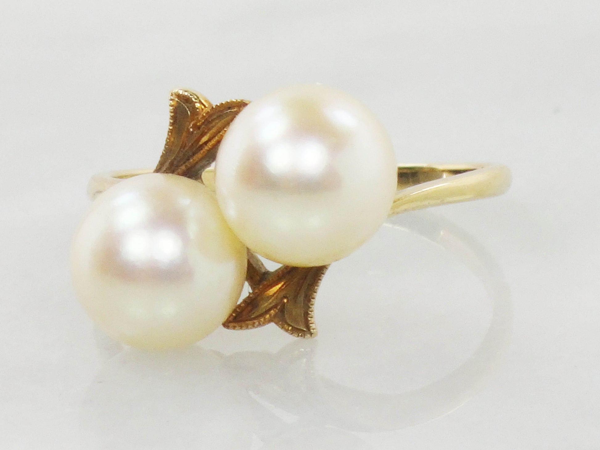 Vintage Mikimoto 14k Yellow Gold Pearl Ring - 7.5 MM Cultured Pearl Crossover Ring - Double Pearl Ring Size 6.25