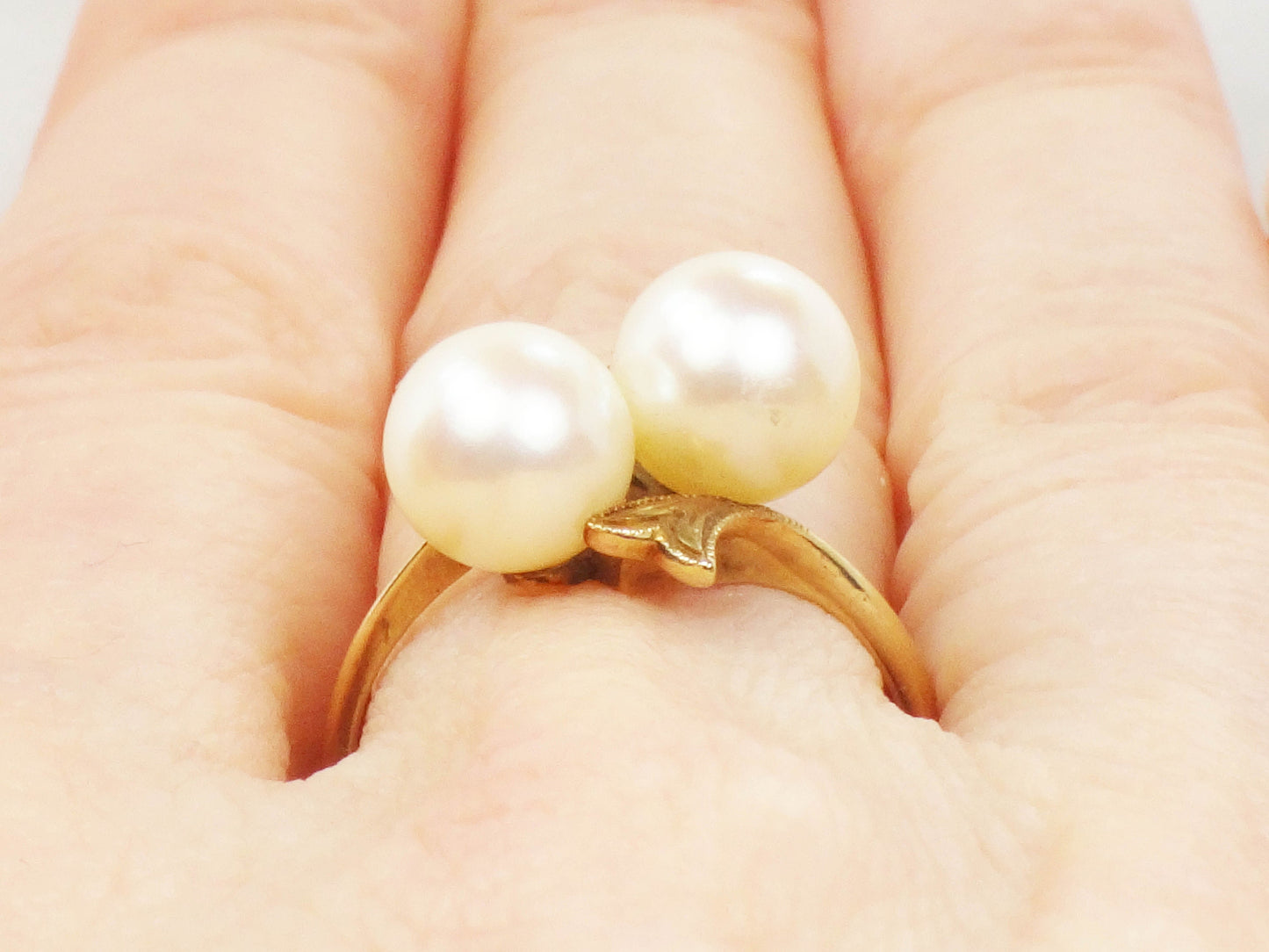 Vintage Mikimoto 14k Yellow Gold Pearl Ring - 7.5 MM Cultured Pearl Crossover Ring - Double Pearl Ring Size 6.25