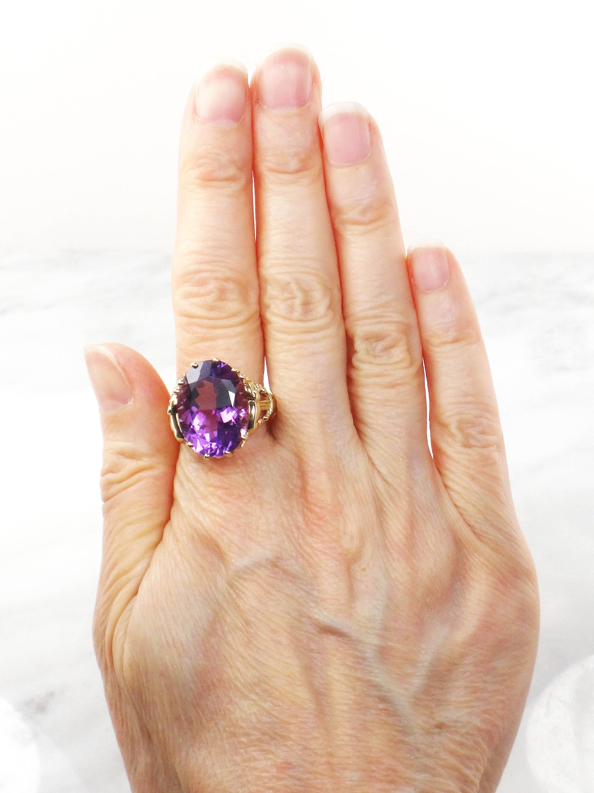 Vintage 10k Gold Amethyst Elephant Ring: February Birthstone, Size 9