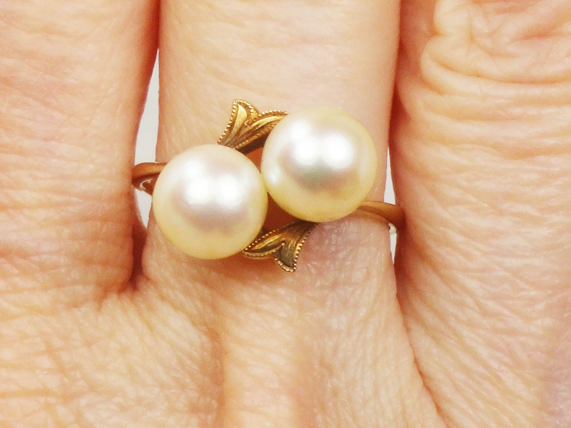 Vintage Mikimoto 14k Yellow Gold Pearl Ring - 7.5 MM Cultured Pearl Crossover Ring - Double Pearl Ring Size 6.25