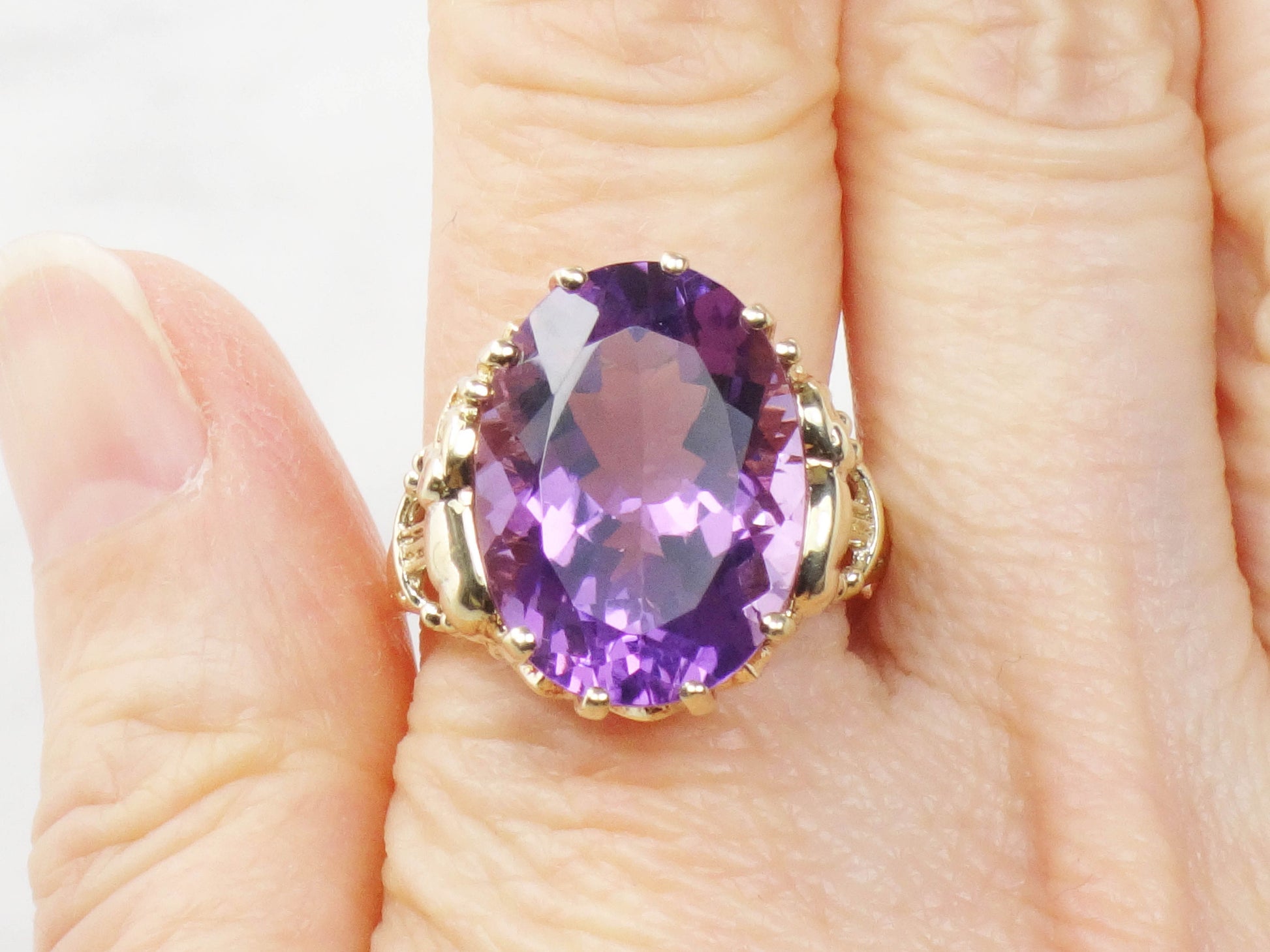 Vintage 10k Gold Amethyst Elephant Ring: February Birthstone, Size 9