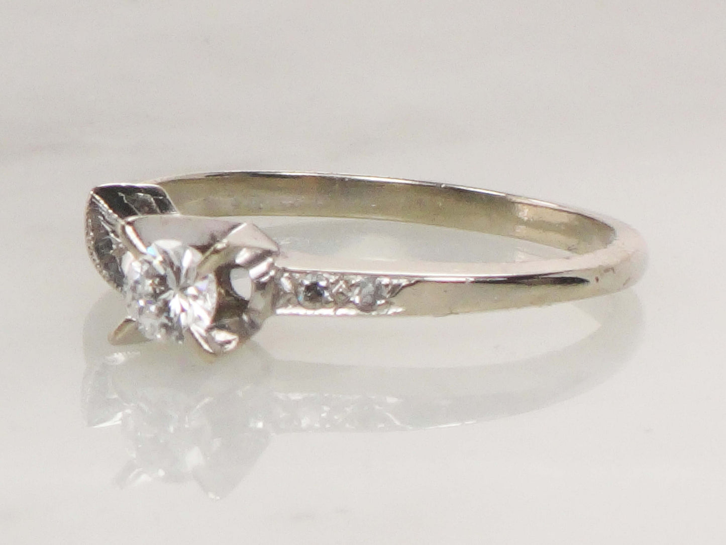 Vintage 4k White Gold Natural Diamond Engagement Ring, .16 Carat Round Diamond Size 5 3/4