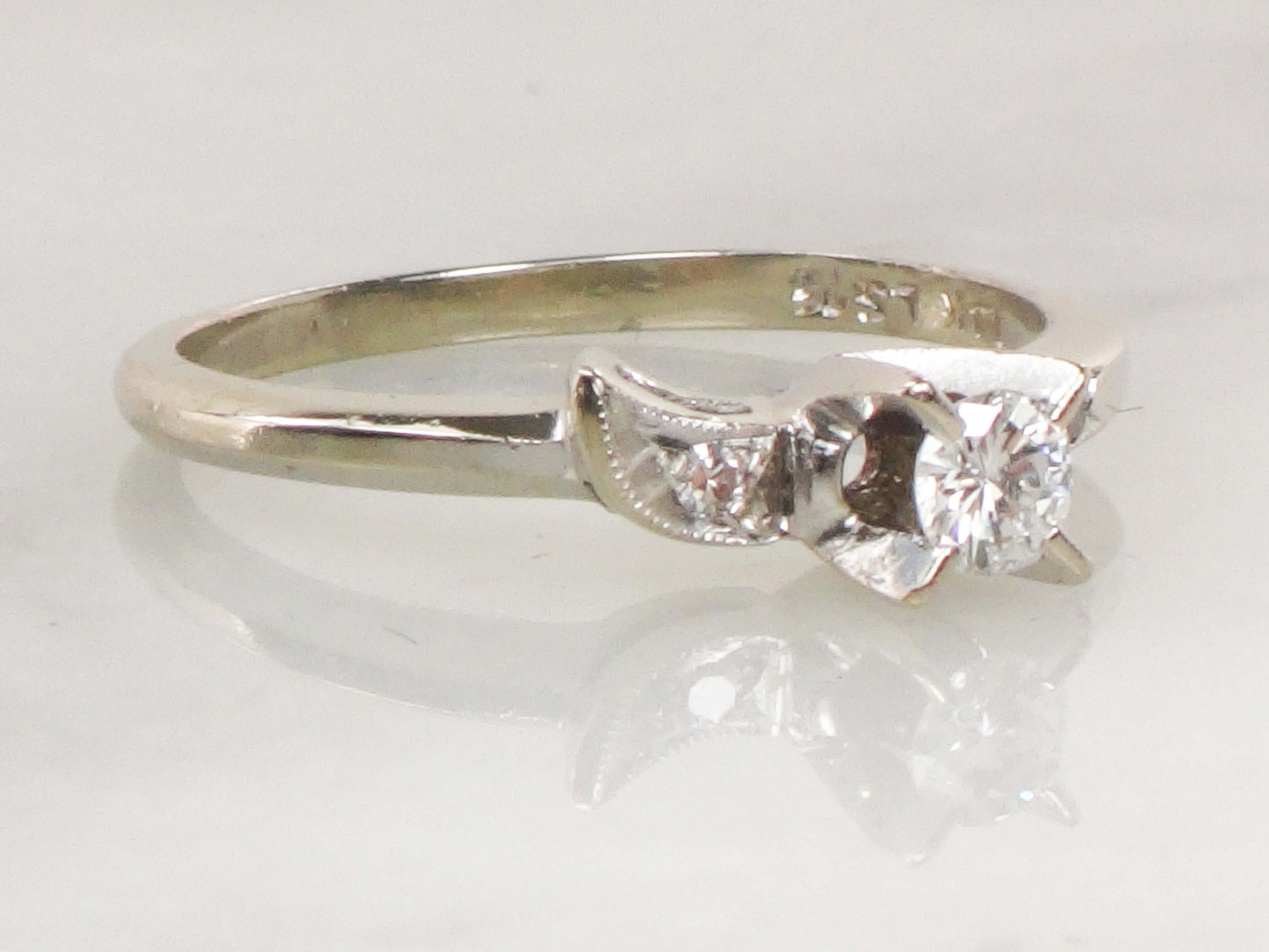 Vintage 4k White Gold Natural Diamond Engagement Ring, .16 Carat Round Diamond Size 5 3/4
