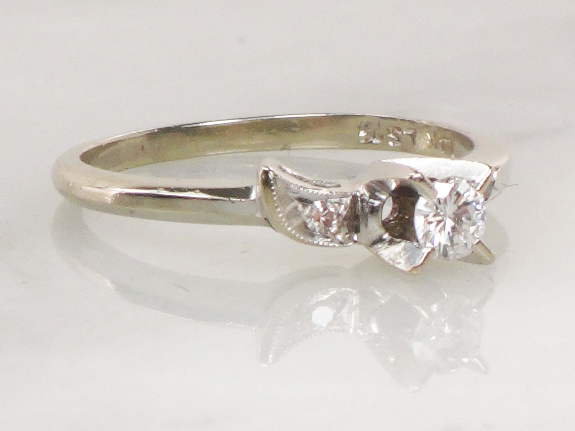 Vintage 4k White Gold Natural Diamond Engagement Ring, .16 Carat Round Diamond Size 5 3/4