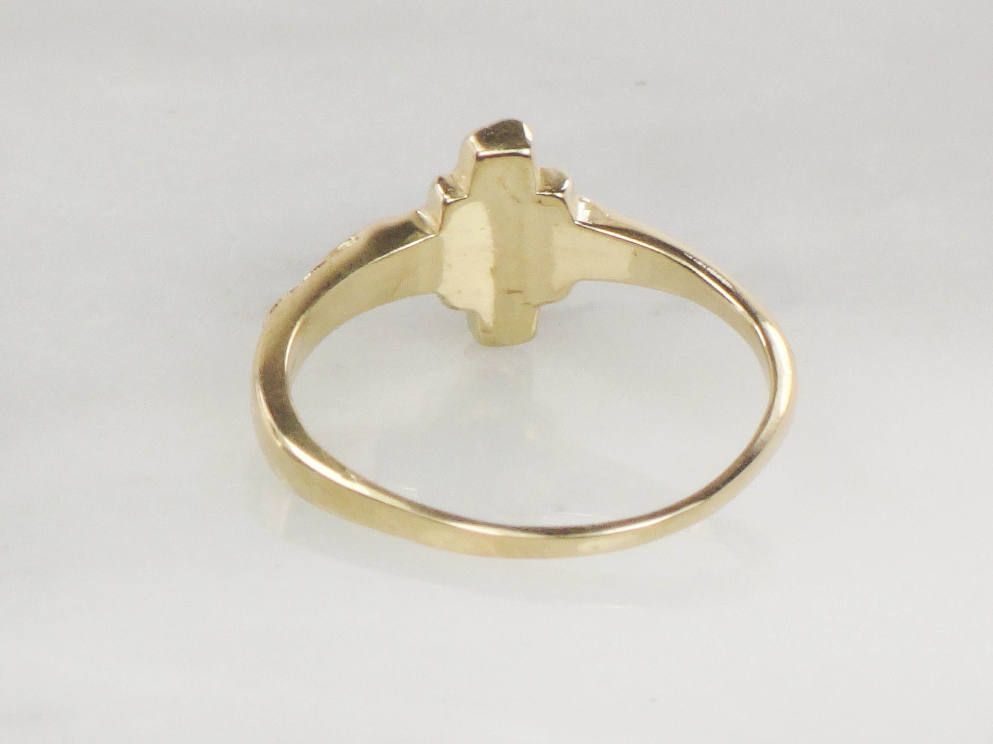 Vintage 14k Yellow Gold Crucifix Ring - Size 9 1/2