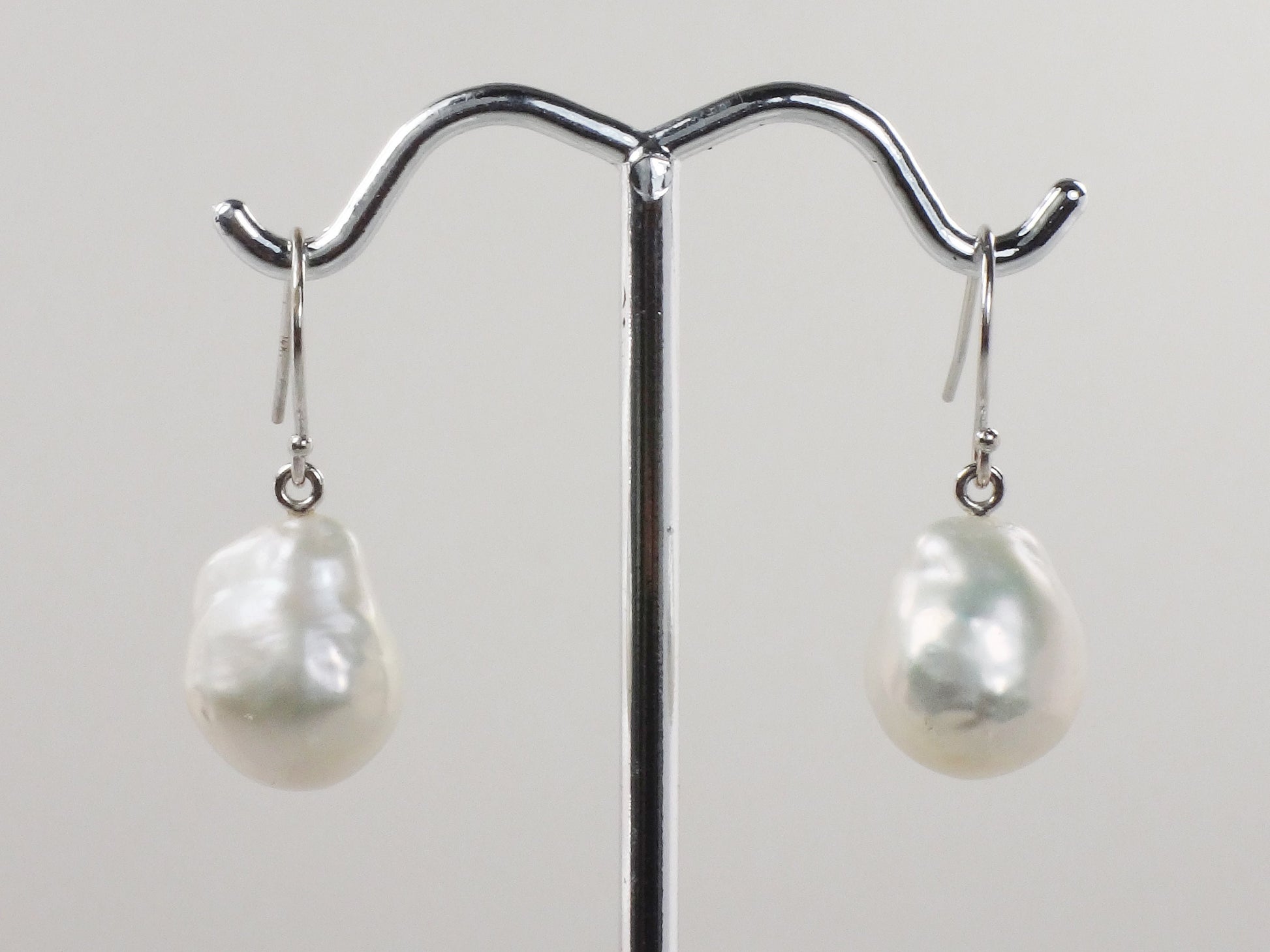 Vintage Large Pearl Dangle Earrings 14k Gold Freshwater Baroque Pearls Earrings Bridal Earrings White Gold Pearl Earrings with Ear Wires