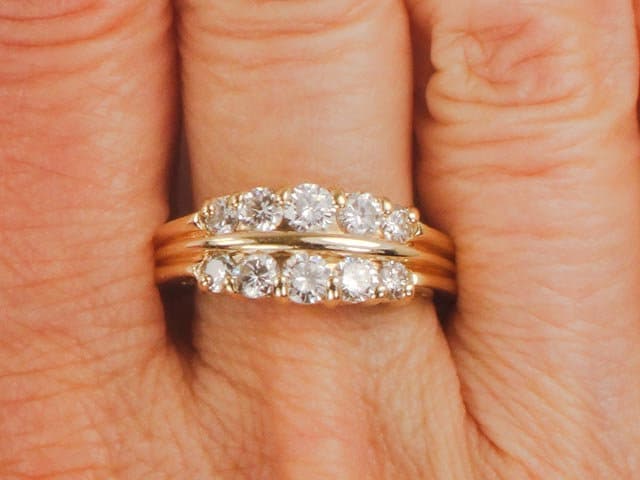 Vintage ArtCarved Diamond Wedding Band: 14k Yellow Gold Ring, 1 Carat, Size 7.75