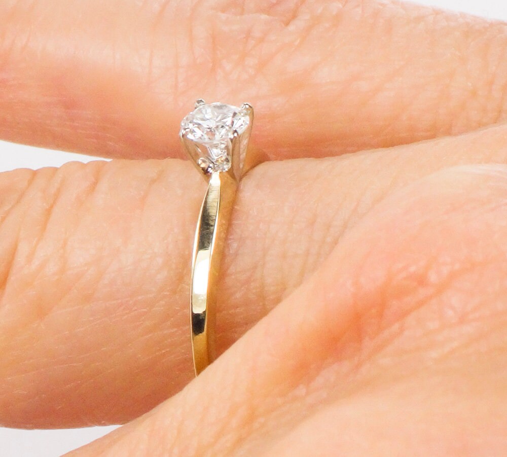 Vintage 14k Solitaire Round Natural Diamond Engagement Ring Approximately 1/3 Carat Size 6.25