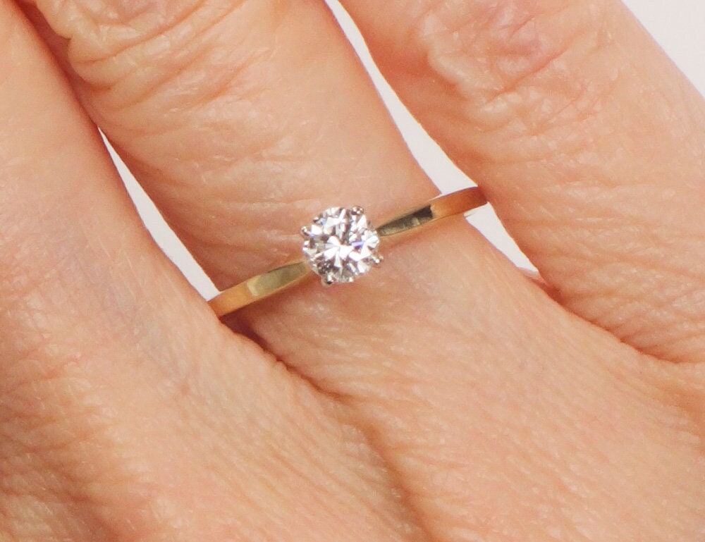 Vintage 14k Solitaire Round Natural Diamond Engagement Ring Approximately 1/3 Carat Size 6.25