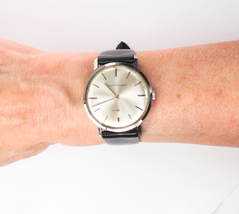 Vintage Girard Perregaux Stainless Steel Manual Wind Watch with Leather Band: 17 Jewel