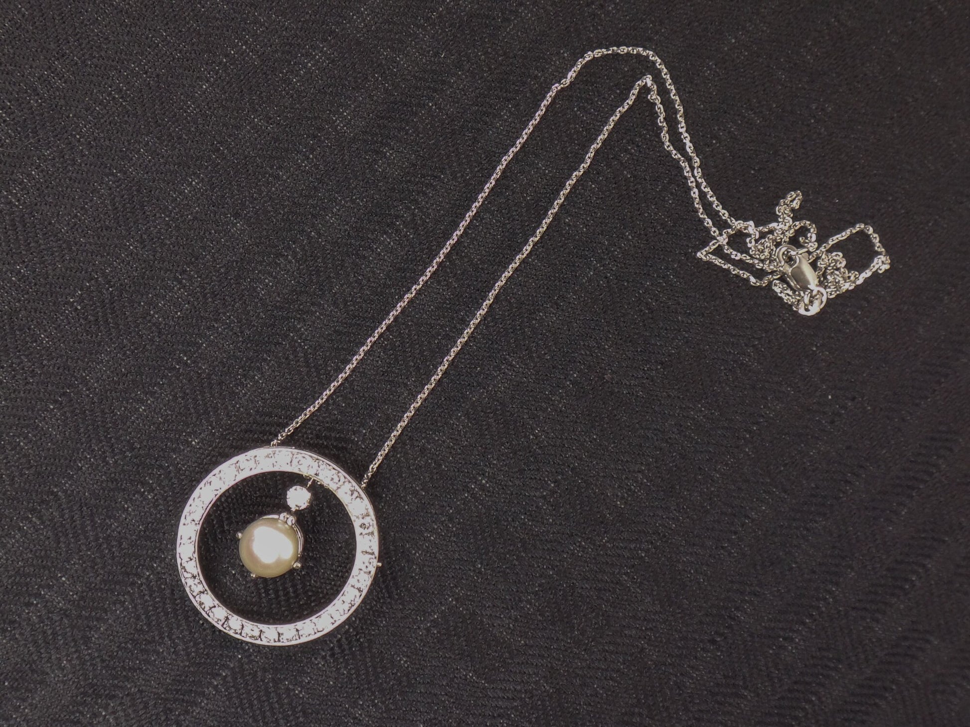 Vintage 14k White Gold Pearl Diamond Necklace: Convertible Pendant Pin