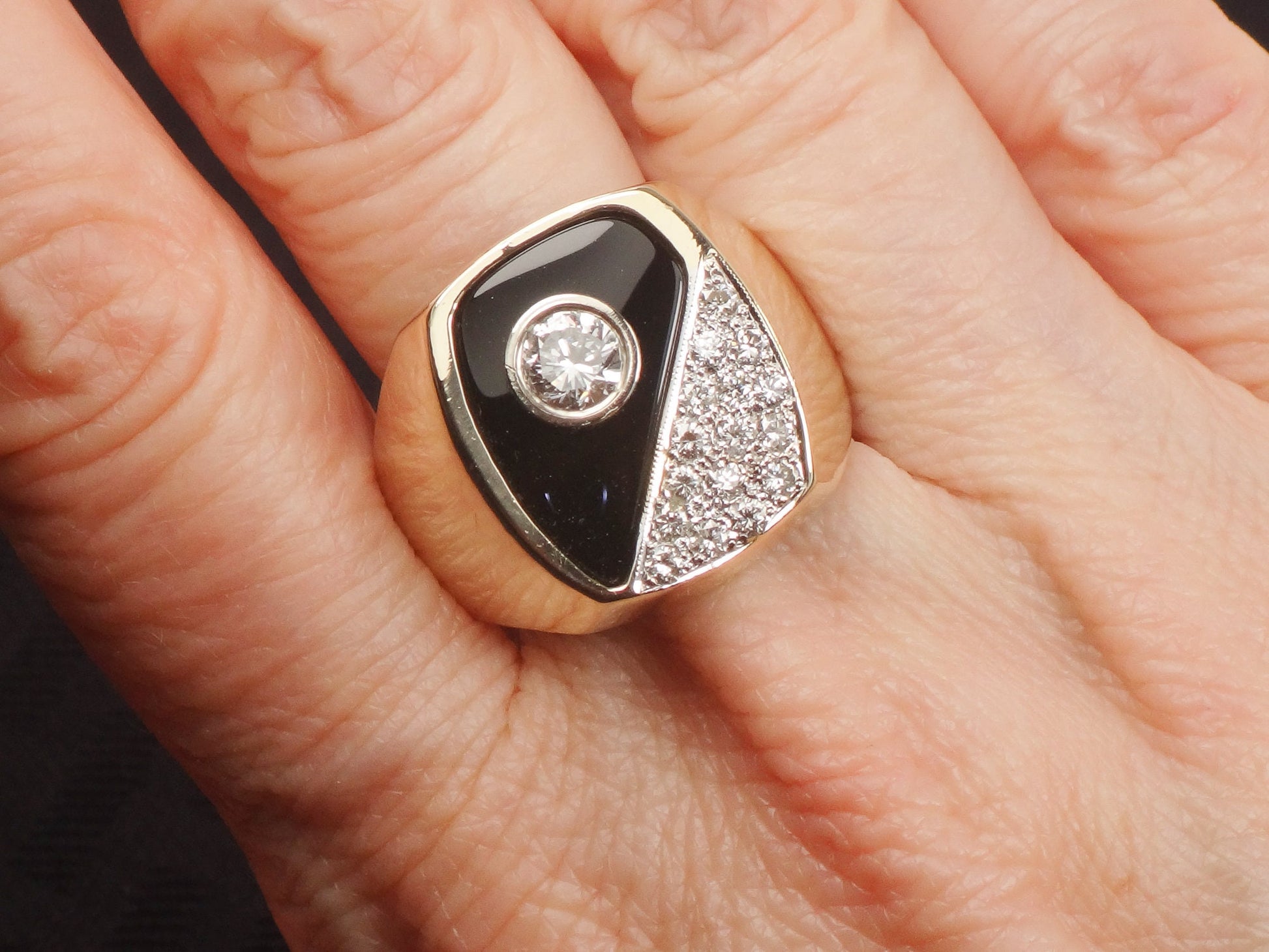 Vintage Men's 14k Yellow Gold Black Onyx and Natural Diamond Ring Over 3/4 CT TDW Size 9.5
