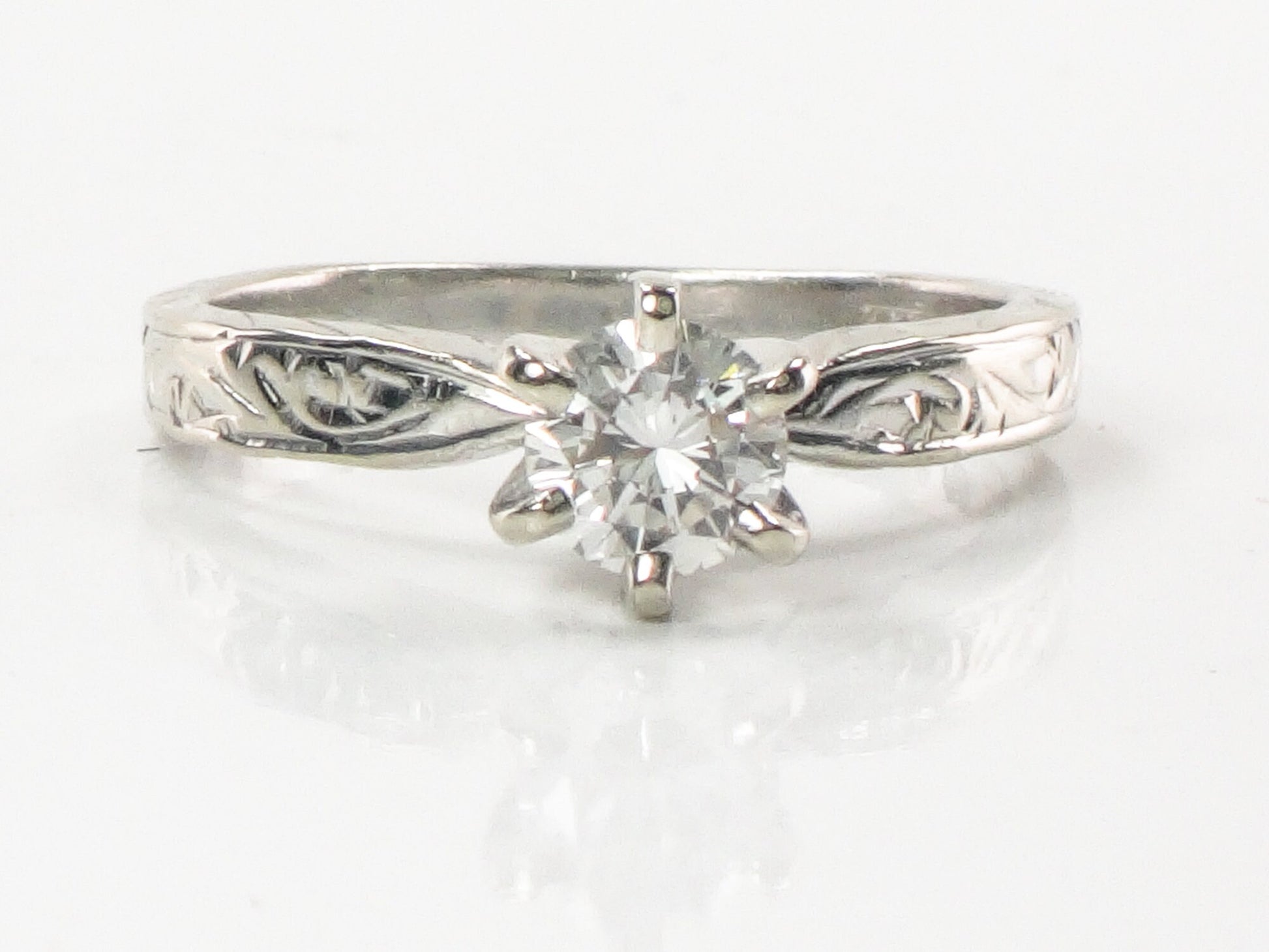 Vintage 14k White Gold Diamond Solitaire Engagement Ring (0.5 CT)