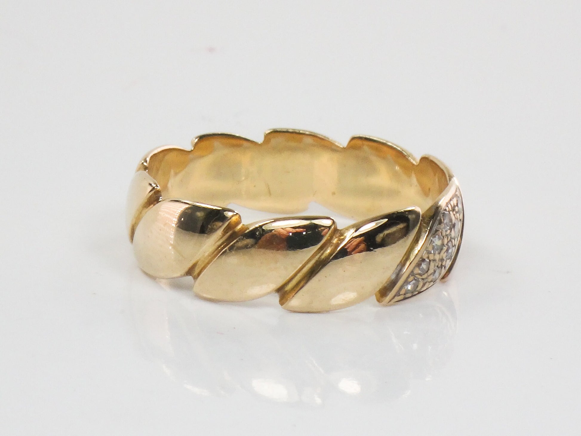 Vintage 14k Yellow Gold Natural Diamond Wedding Ring Unisex Size 9 Wedding Band