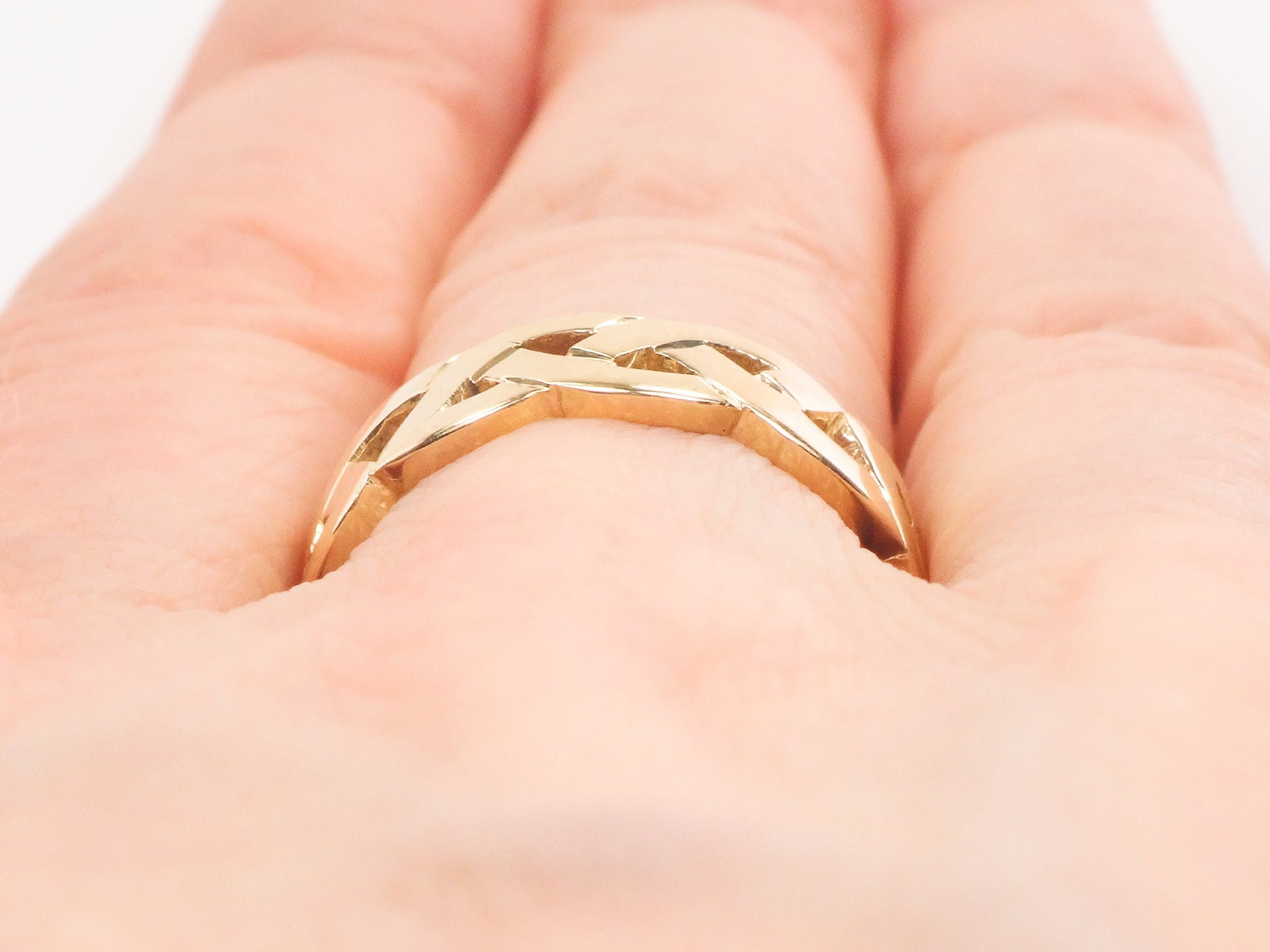 Vintage 14k Yellow Gold Braided Celtic Knot Wedding Band, Size 7