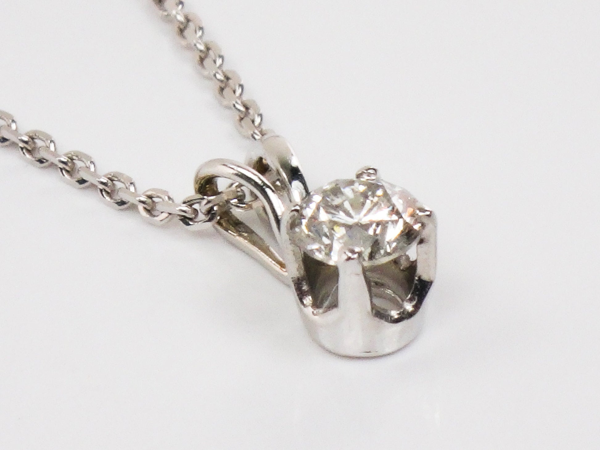 Vintage 14k Natural Diamond Necklace Minimalist White Gold Round Diamond Drop Pendant Approx. .17 Carat 18"